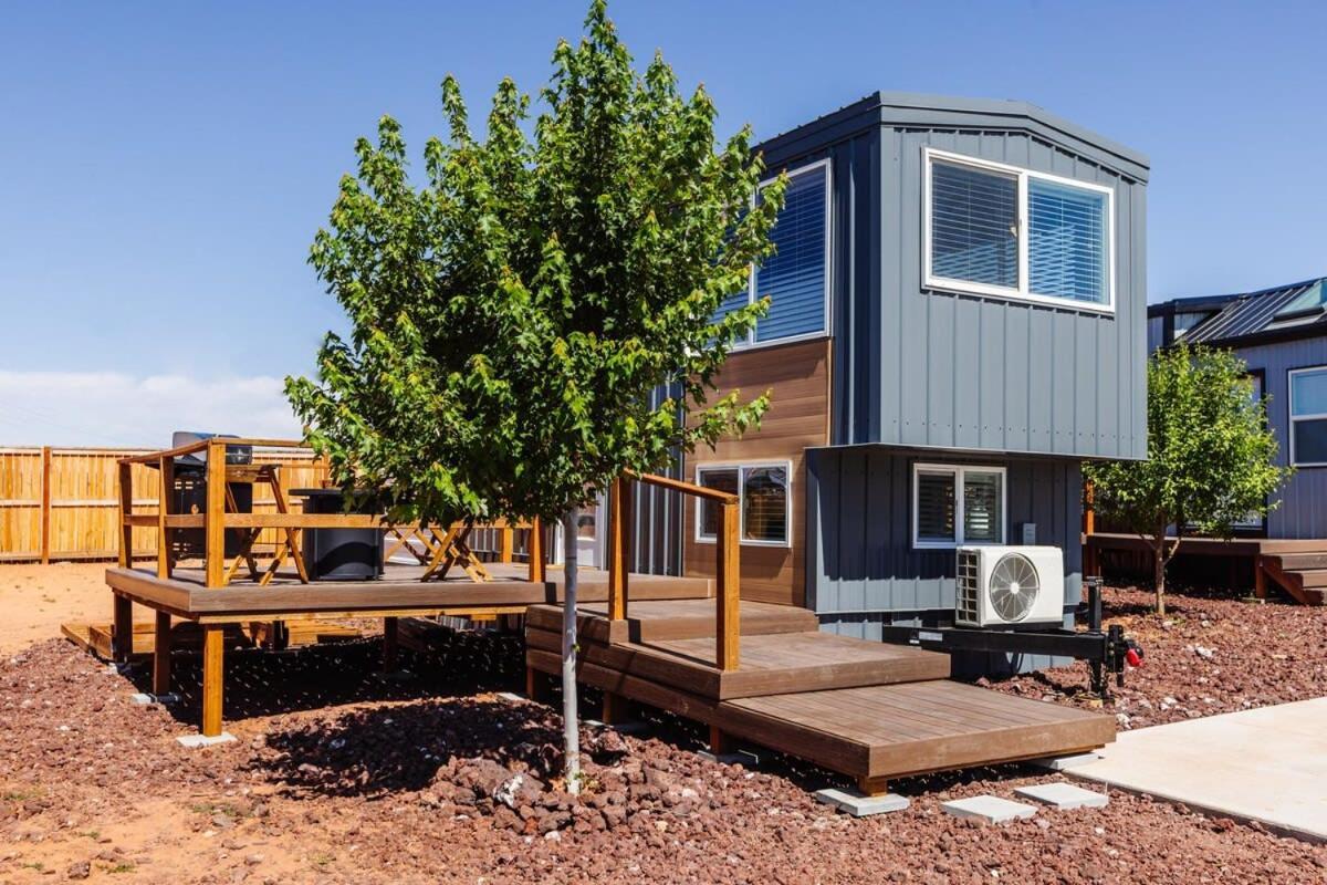 Modern Home With Private Hot Tub Apple Valley 外观 照片
